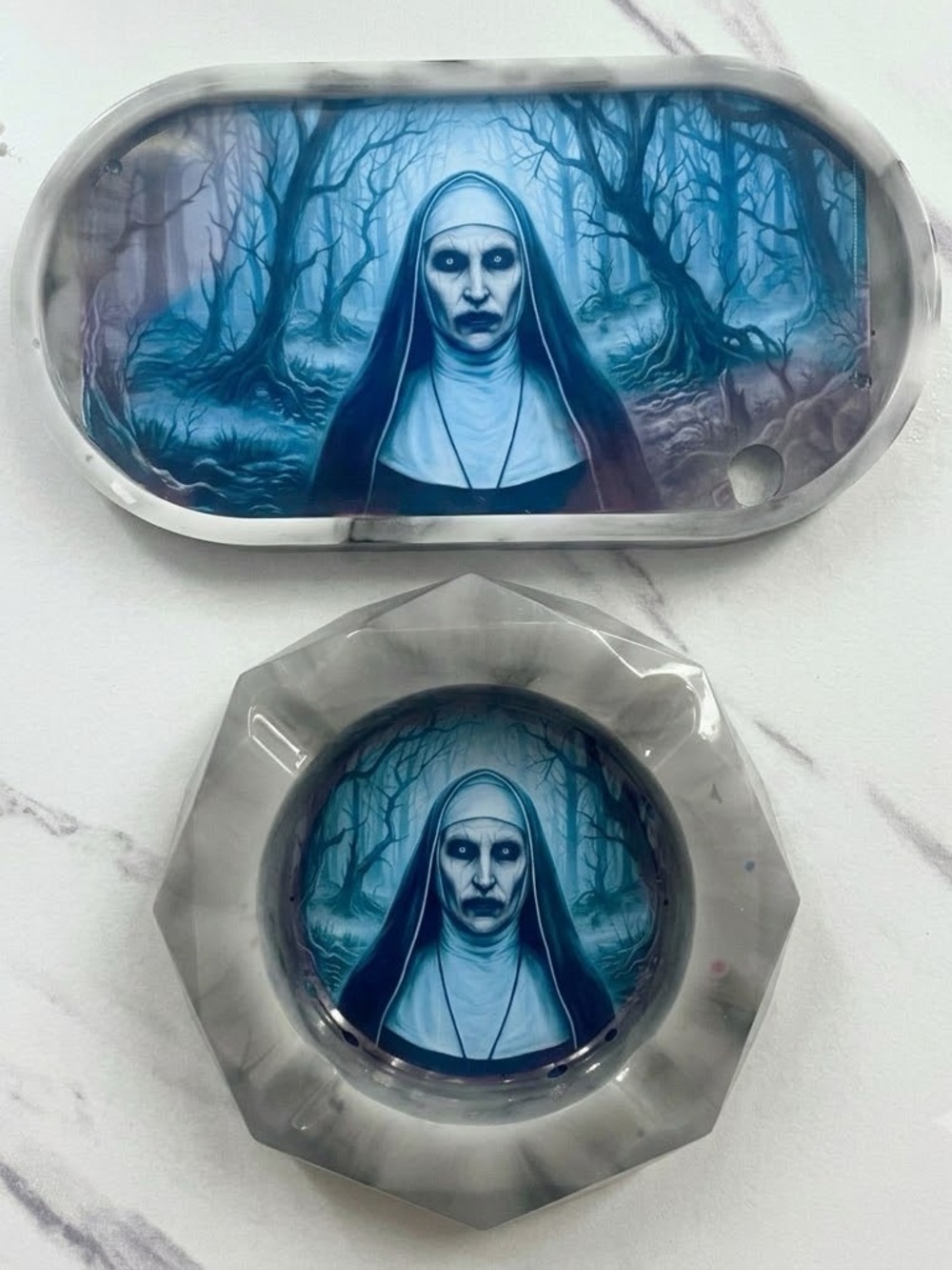 Valak The Nun Ashtray & Tray Set – Horror Movie Merchandise